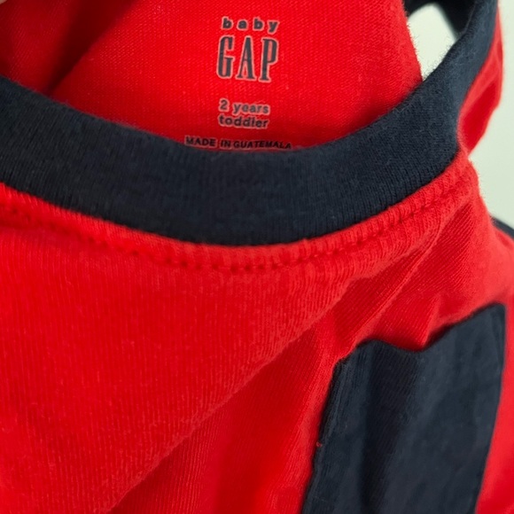 Baby Gap Toddler Boys Pocket Tank Top Size 2T - Picture 3 of 3